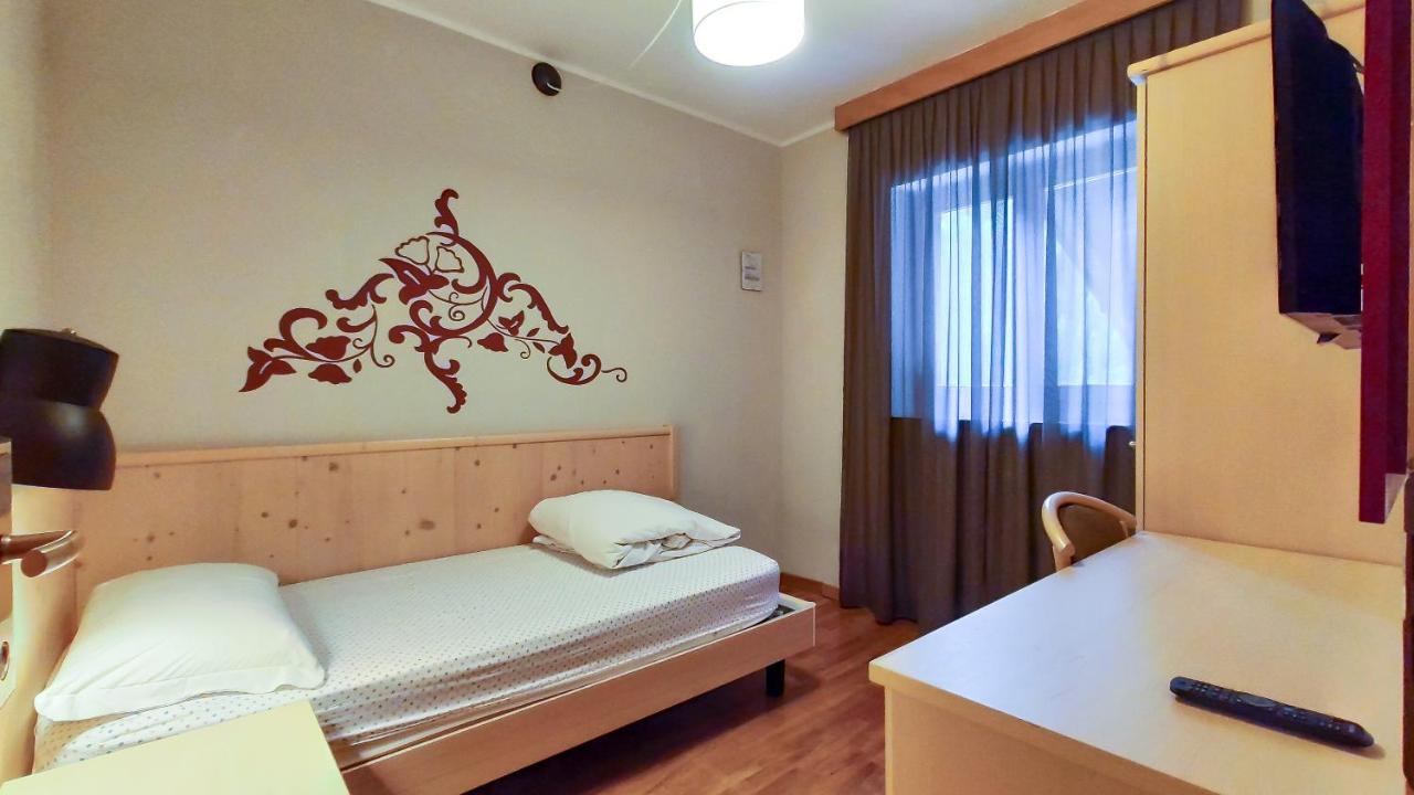 Hotel Principe Marmolada Малга Чиапела Екстериор снимка