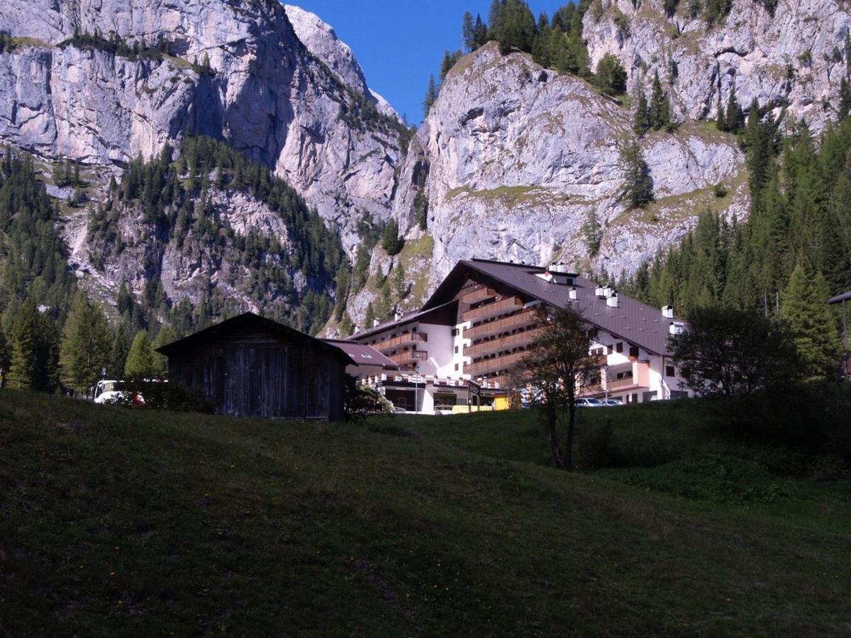 Hotel Principe Marmolada Малга Чиапела Екстериор снимка