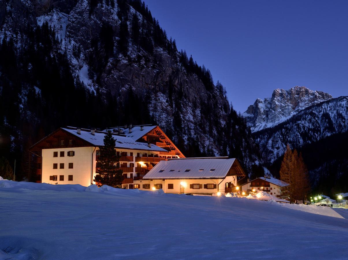 Hotel Principe Marmolada Малга Чиапела Екстериор снимка