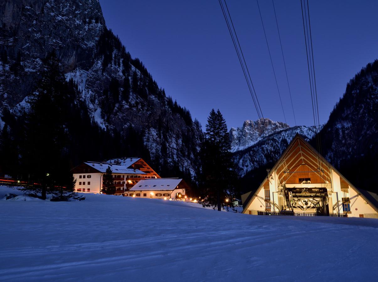 Hotel Principe Marmolada Малга Чиапела Екстериор снимка